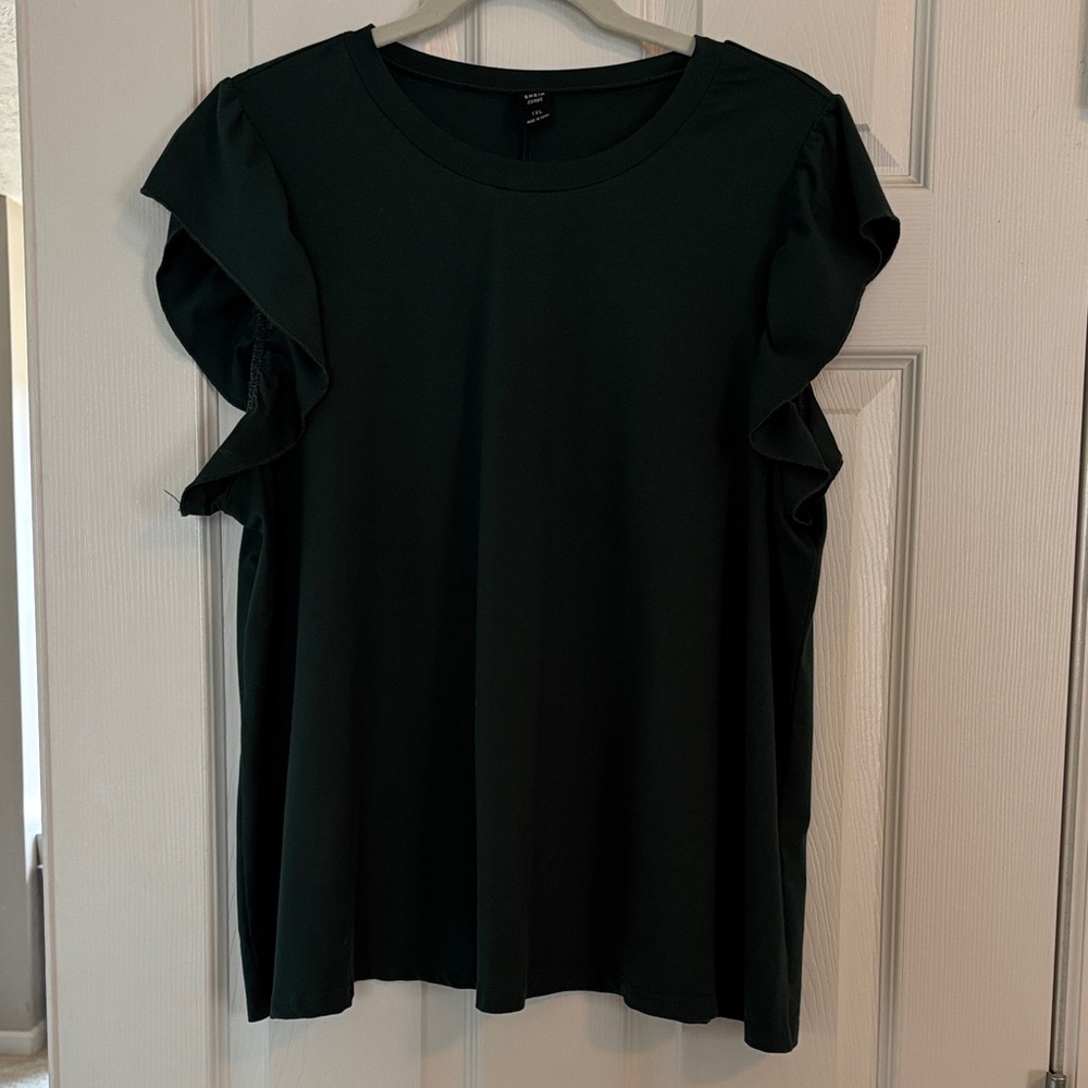 Ruffle sleeve green top